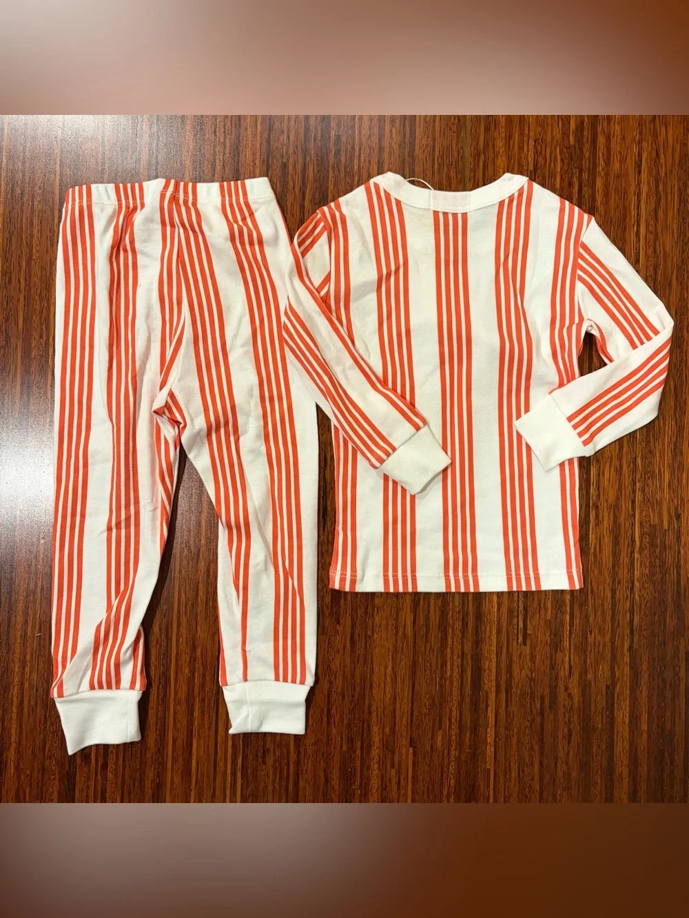 Set of two La Paloma lightweight Peruvian cotton pajamas size 2 unisex NWT